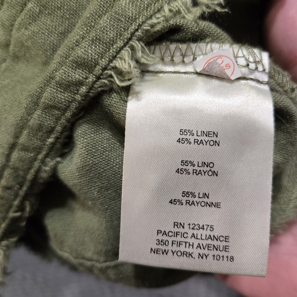 Ellen Tracy Sage Green Linen Blend Button Down Shirt Frayed Edges Lagenook - Picture 7 of 8